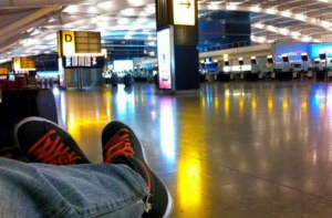 Desempregado, Seu Zeca dorme há 7 anos em aeroporto