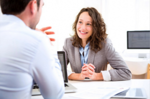 Dicas para ir bem no dia da entrevista de emprego