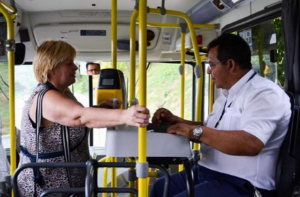 A extinção dos cobradores de ônibus em BH