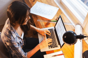 Saiba como ser um assistente virtual e trabalhar de casa