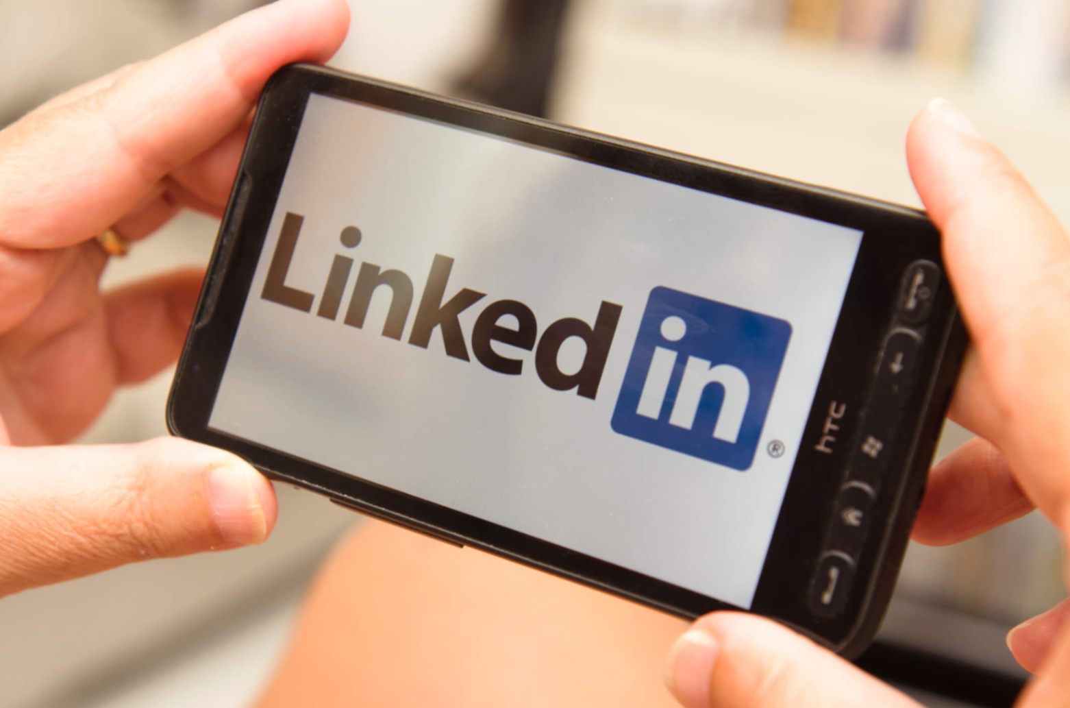 Como baixar o LinkedIn no celular - Rede social para alavancar carreiras