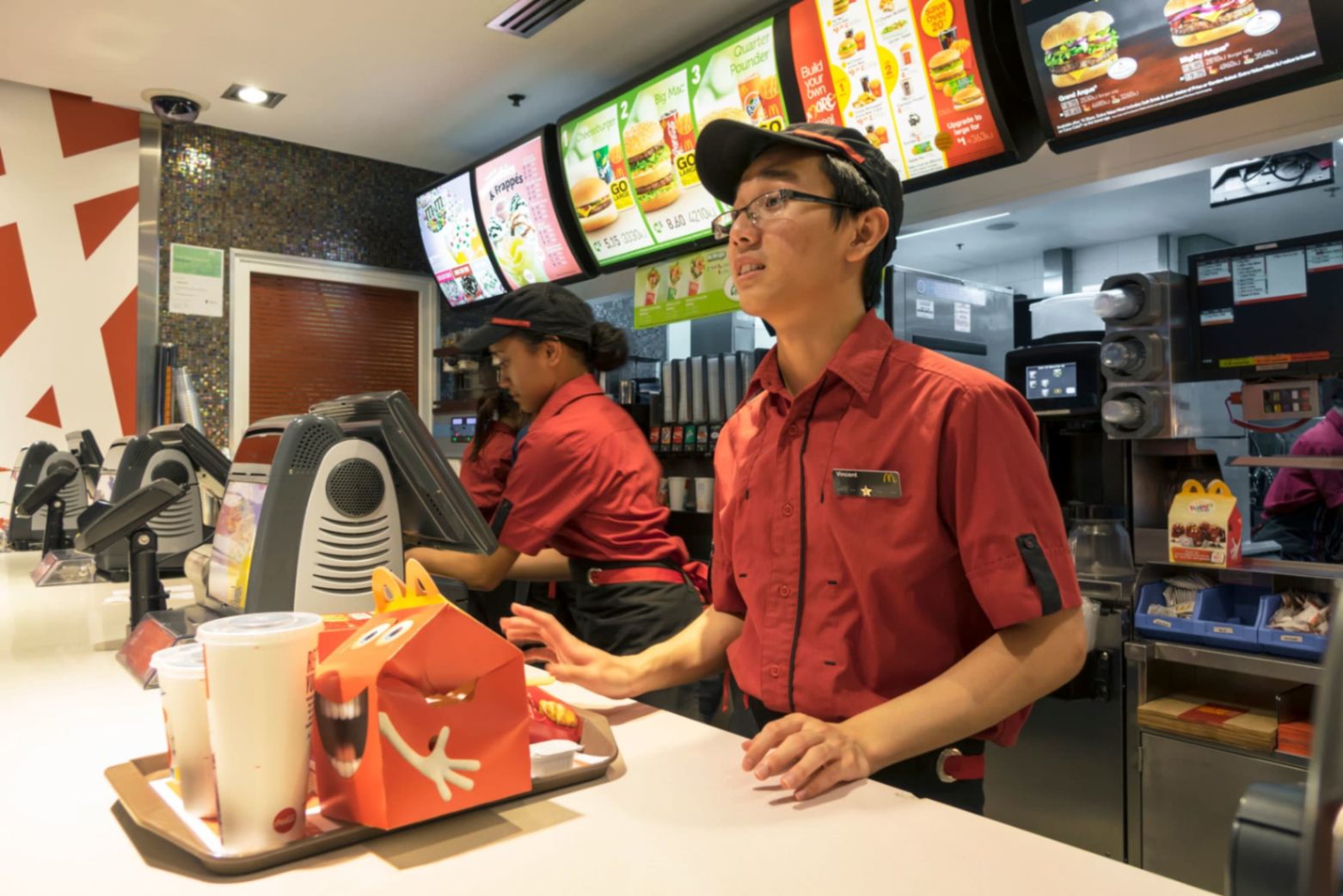 Aprenda Cómo Solicitar Empleos en McDonald's
